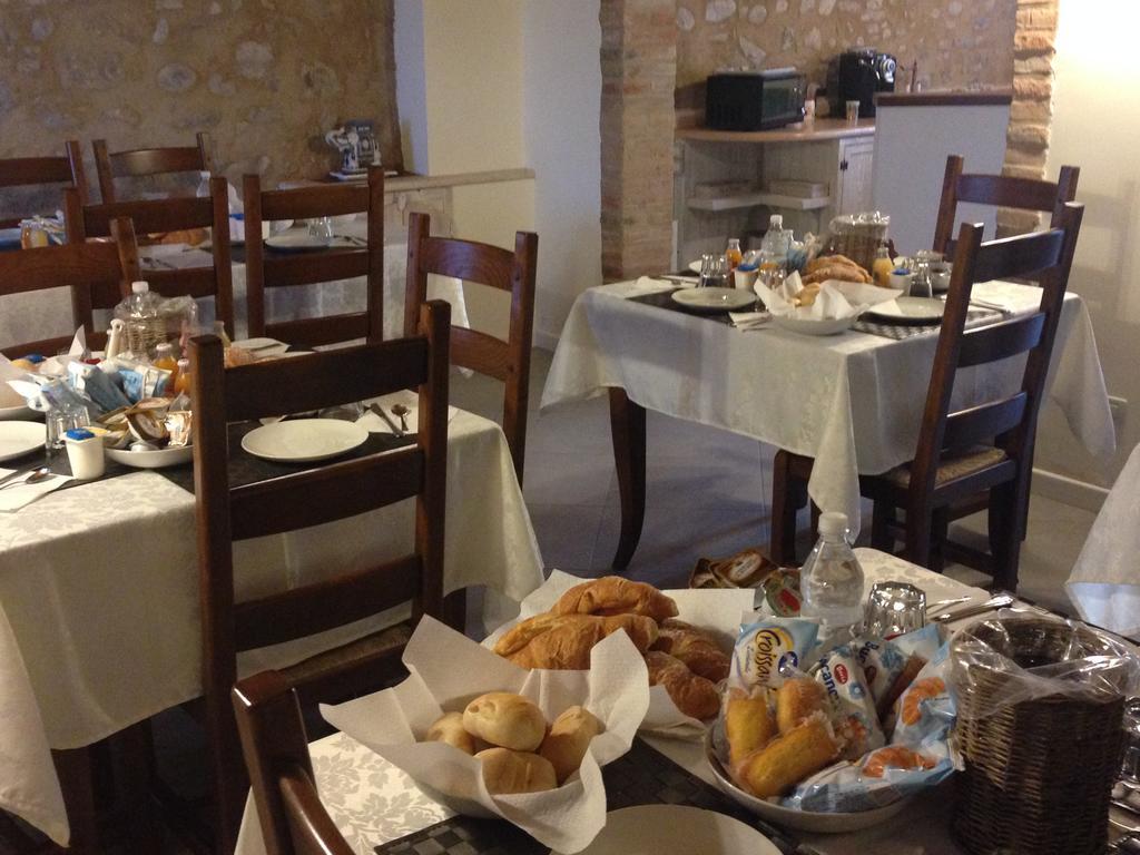 Casal Del Pigno Acomodação com café da manhã Peschiera del Garda Exterior foto